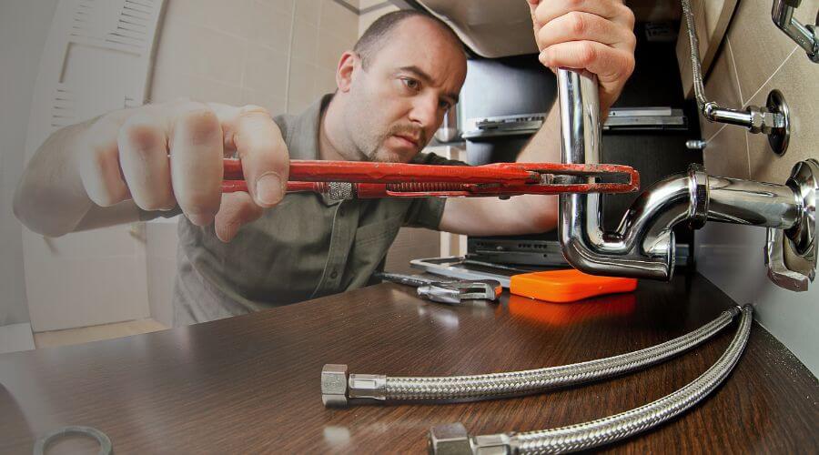 Local tankless water heater installation in Hennepin, IL